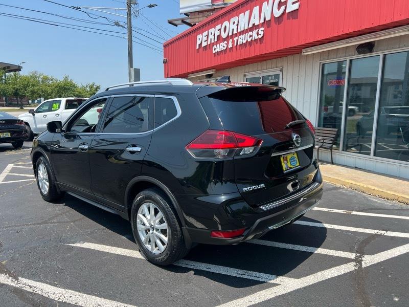 Nissan Rogue SV 2020