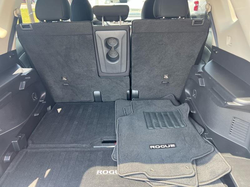 Nissan Rogue SV 2020