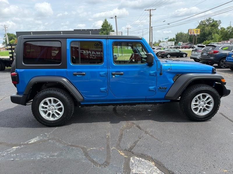 Jeep Wrangler Unlimited Sport 2021