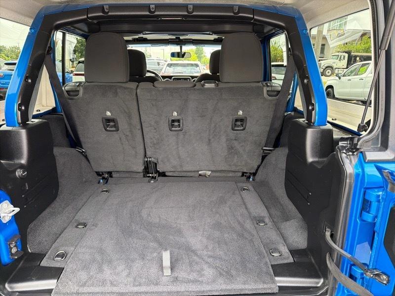 Jeep Wrangler Unlimited Sport 2021