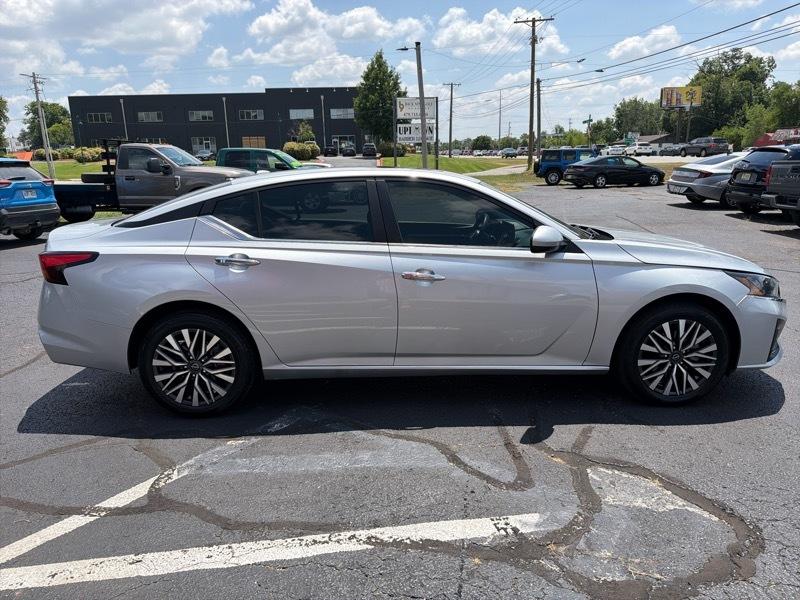 Nissan Altima 2.5 SV AWD 2023