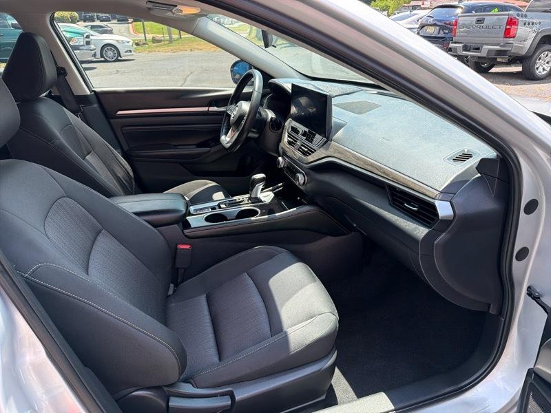 Nissan Altima 2.5 SV AWD 2023