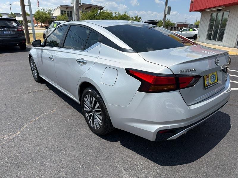 Nissan Altima 2.5 SV AWD 2023