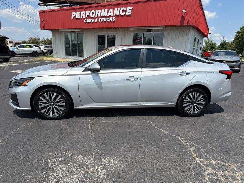 Nissan Altima 2.5 SV AWD 2023