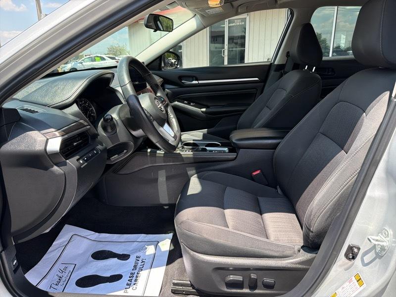 Nissan Altima 2.5 SV AWD 2023