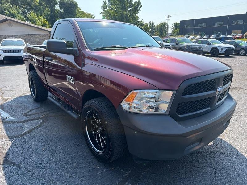RAM 1500 Tradesman Regular Cab SWB 2WD 2017