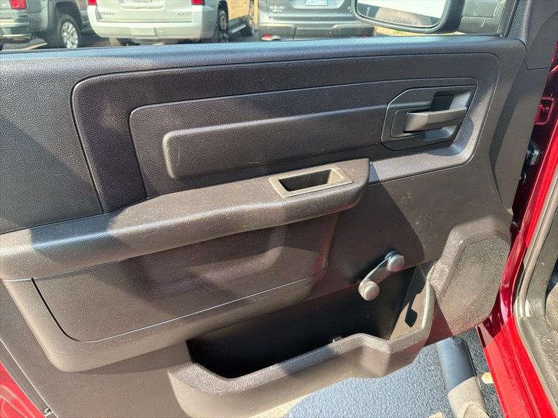 RAM 1500 Tradesman Regular Cab SWB 2WD 2017