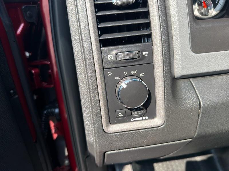 RAM 1500 Tradesman Regular Cab SWB 2WD 2017