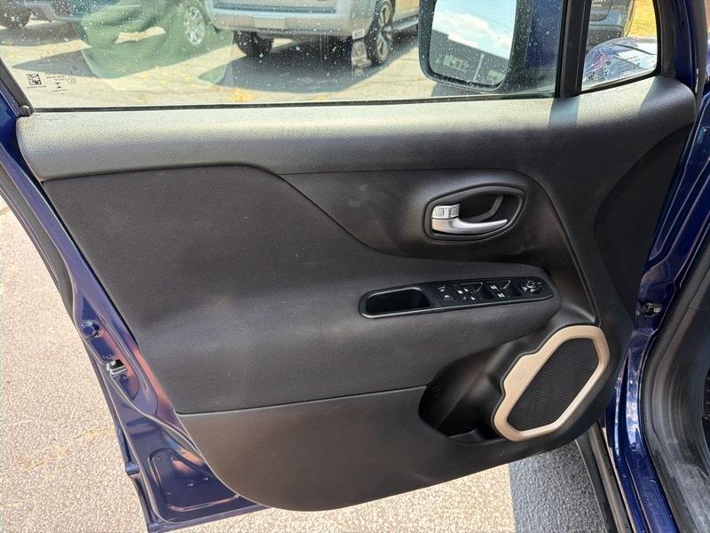 Jeep Renegade Latitude 4WD 2016
