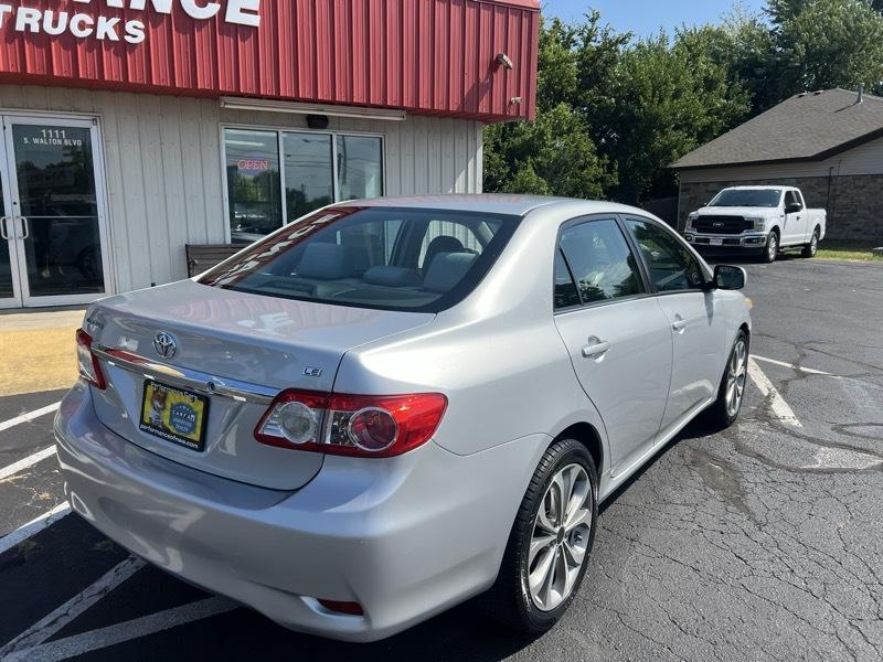 Toyota Corolla LE 2013