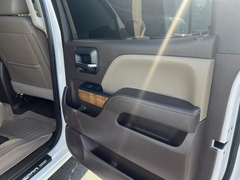 GMC Sierra 1500 SLT Crew Cab Short Box 4WD 2018