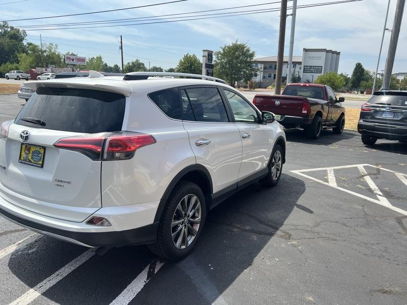 Toyota RAV4 Limited AWD 2018
