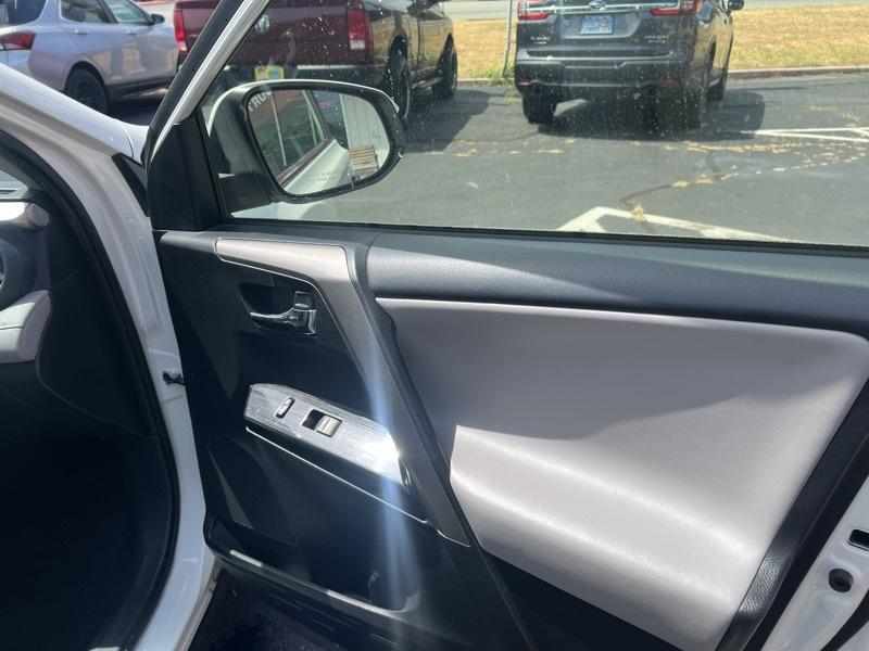 Toyota RAV4 Limited AWD 2018