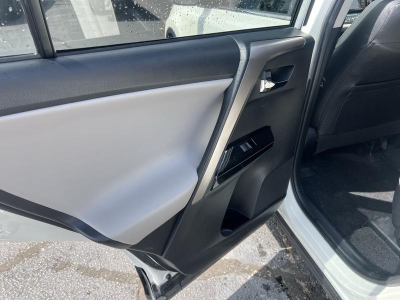 Toyota RAV4 Limited AWD 2018