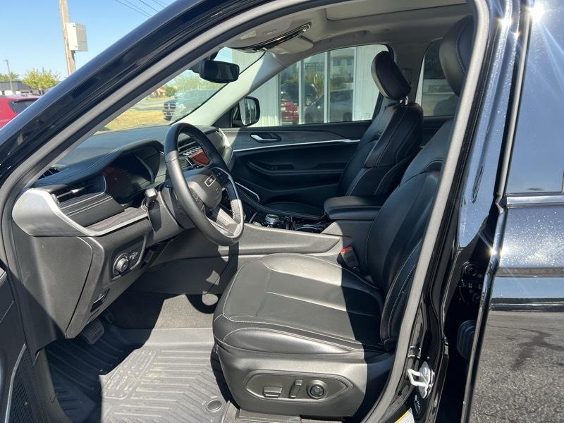 Jeep Grand Cherokee Limited 4WD 2021