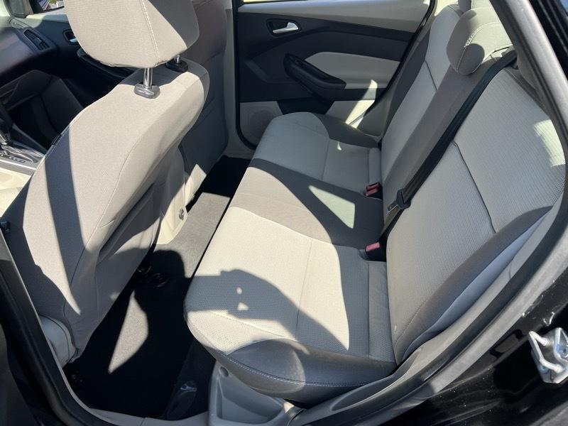 Ford Focus SE Sedan 2014