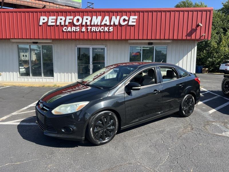 Ford Focus SE Sedan 2014
