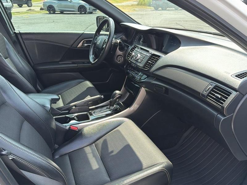 Honda Accord Sport Sedan w/Honda Sensing CVT 2016