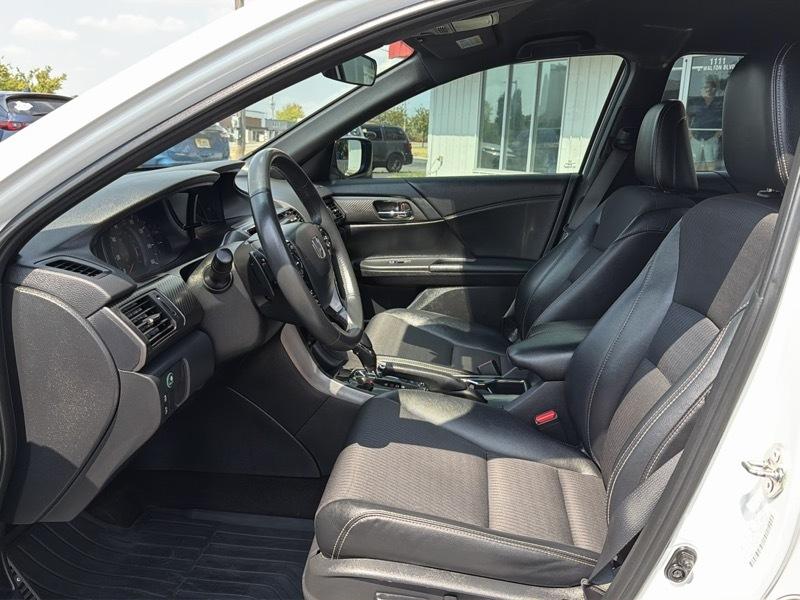 Honda Accord Sport Sedan w/Honda Sensing CVT 2016