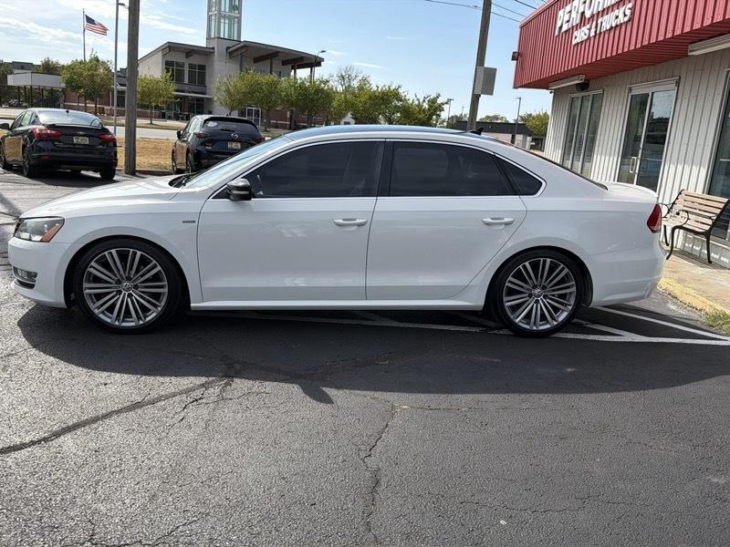 Volkswagen Passat SE PZEV 6A 2015