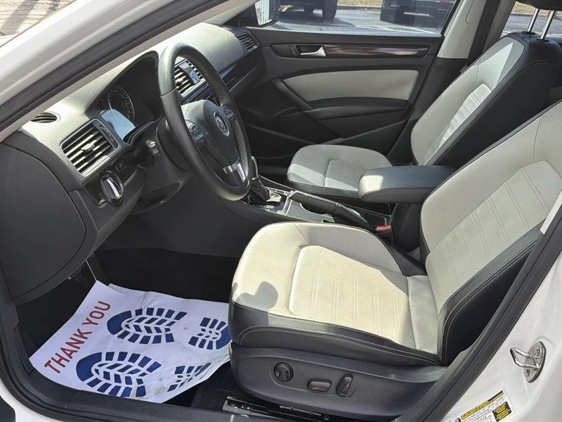 Volkswagen Passat SE PZEV 6A 2015