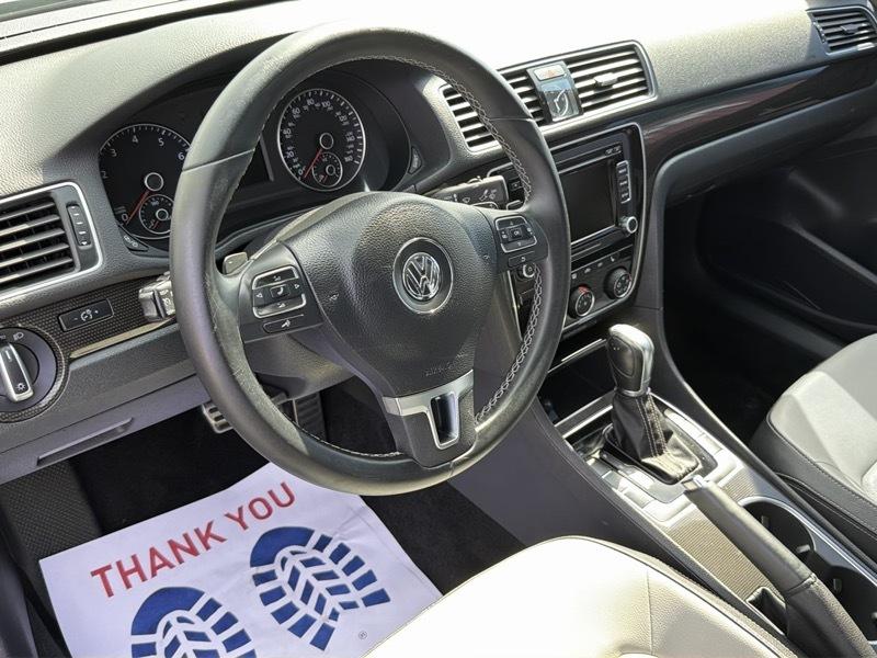 Volkswagen Passat SE PZEV 6A 2015