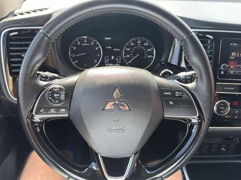 Mitsubishi Outlander SEL AWD 2019