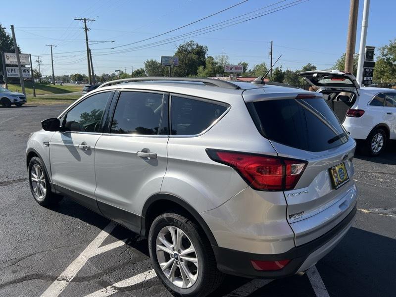 Ford Escape SEL FWD 2019