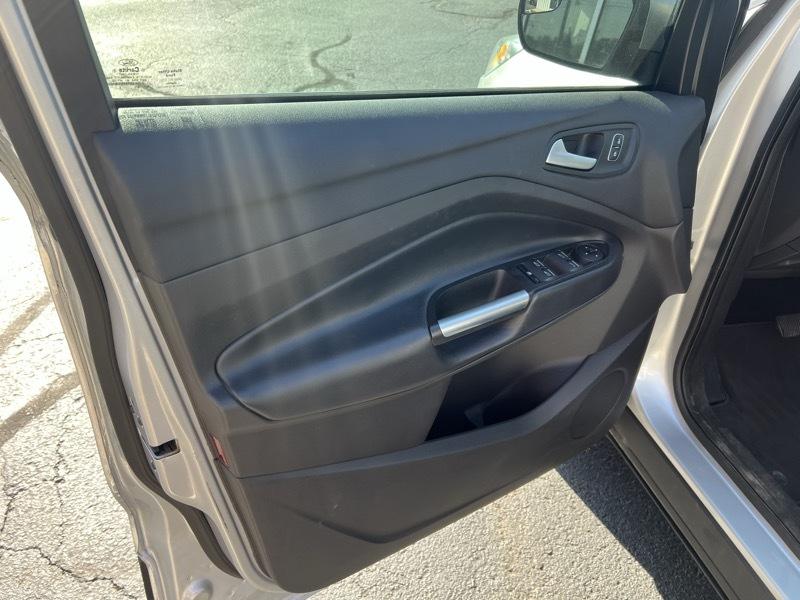 Ford Escape SEL FWD 2019