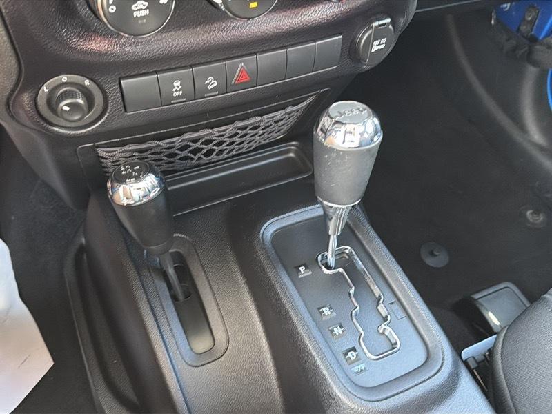 Jeep Wrangler Sport 4WD 2015