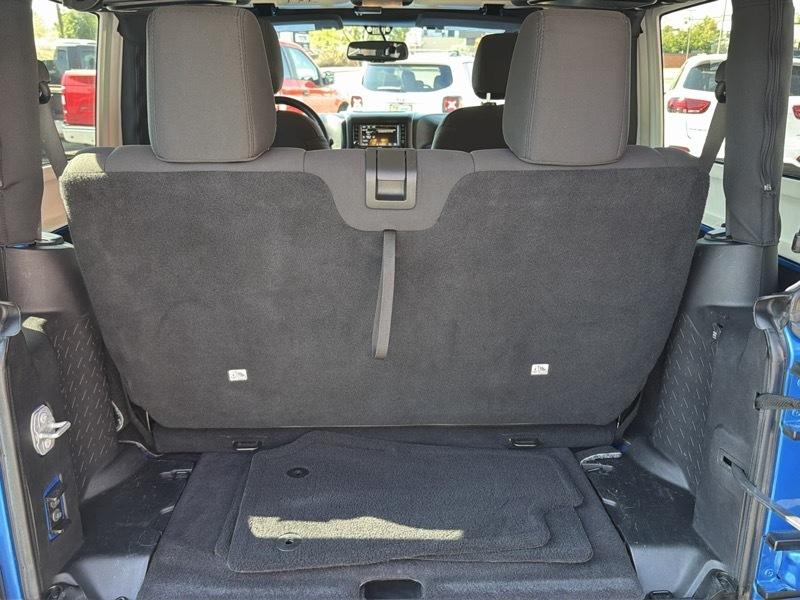 Jeep Wrangler Sport 4WD 2015