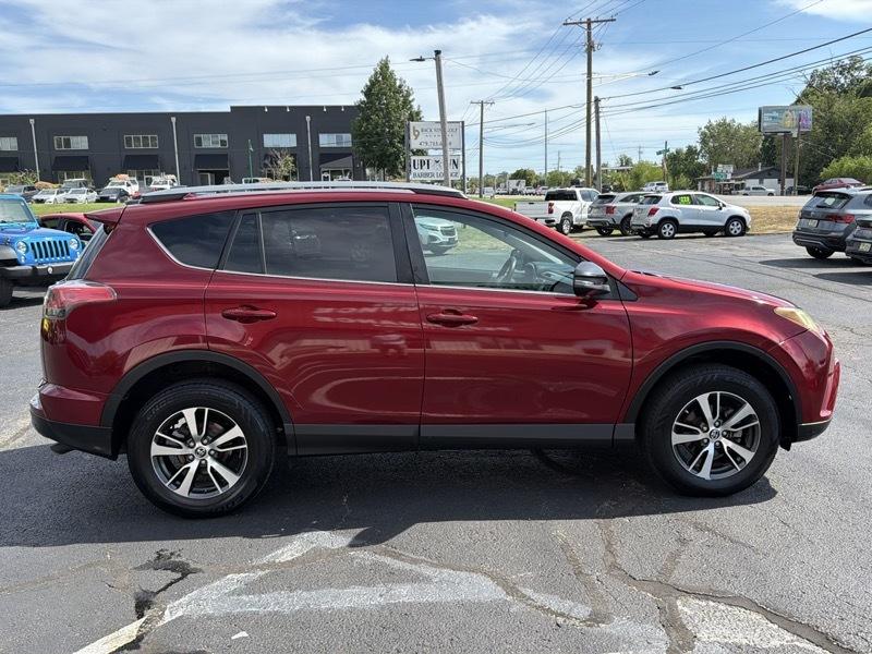 Toyota RAV4 XLE FWD 2018