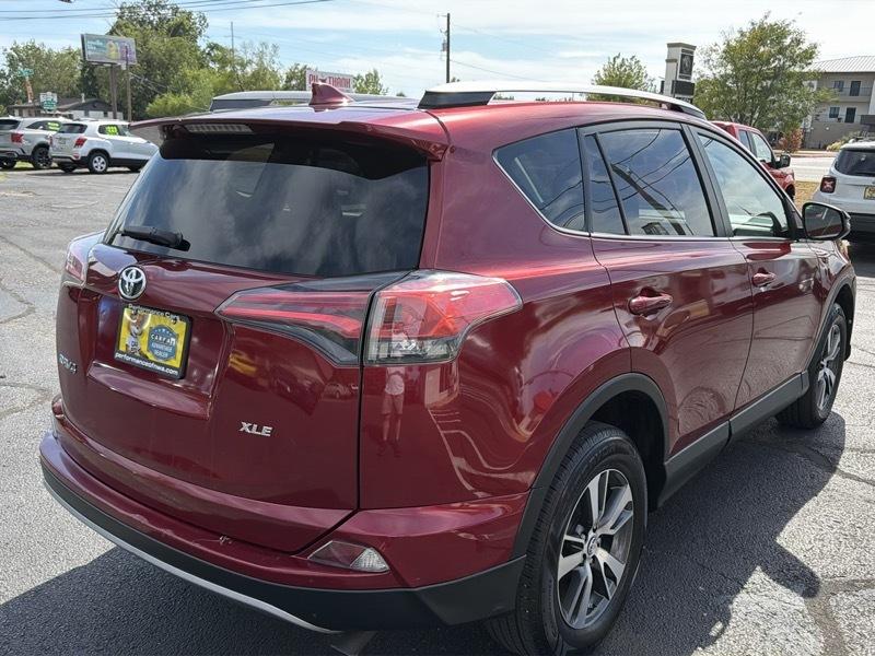 Toyota RAV4 XLE FWD 2018