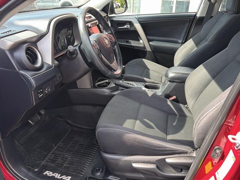 Toyota RAV4 XLE FWD 2018