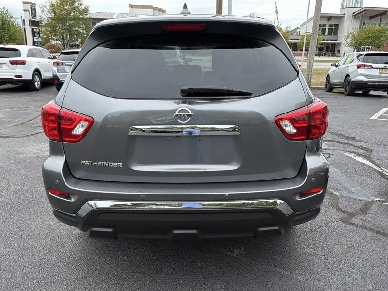 Nissan Pathfinder S 2020