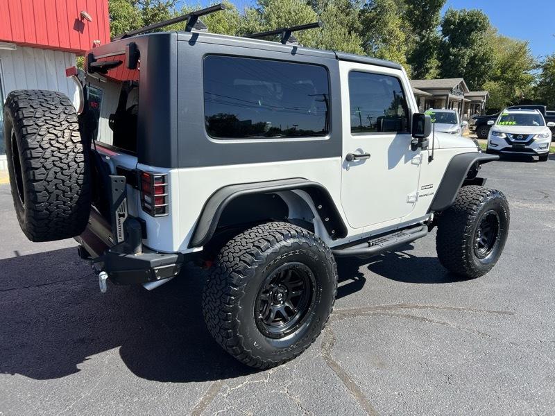 Jeep Wrangler Sport 4WD 2010