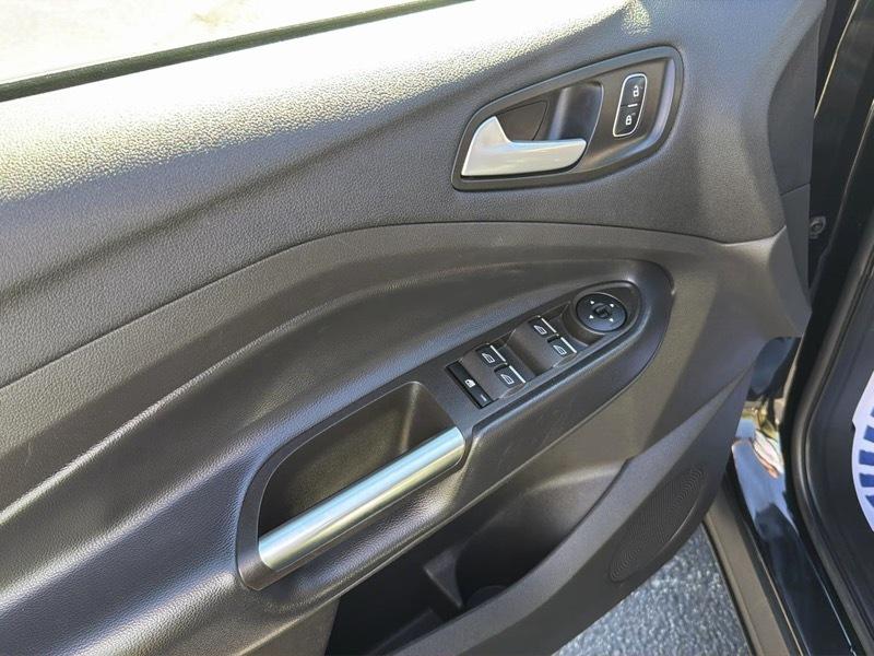 Ford Escape SEL FWD 2019