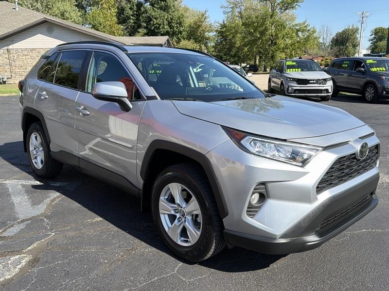 Toyota RAV4 XLE AWD 2020