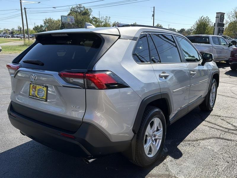 Toyota RAV4 XLE AWD 2020