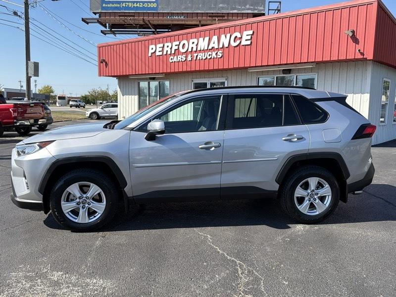 Toyota RAV4 XLE AWD 2020