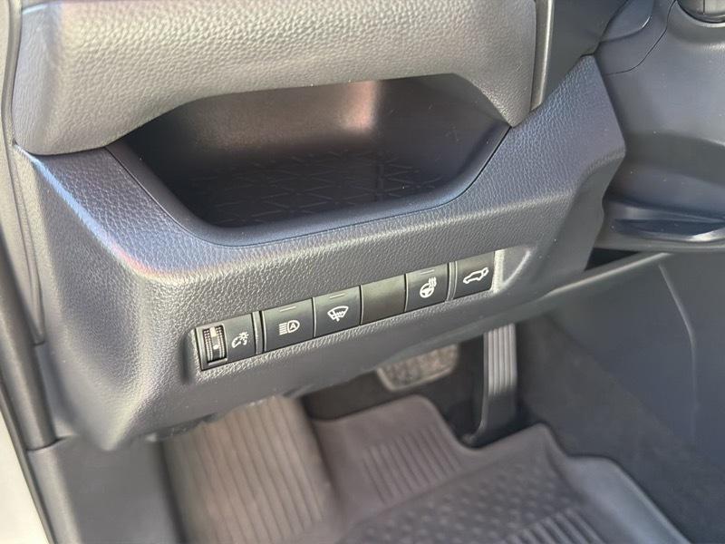 Toyota RAV4 XLE AWD 2020