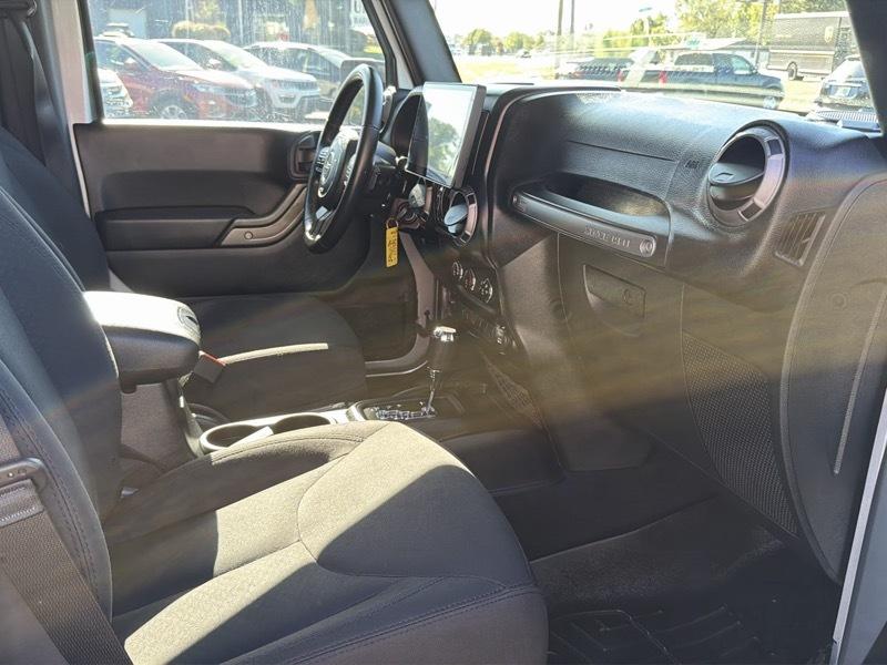 Jeep Wrangler Unlimited Sport 4WD 2015