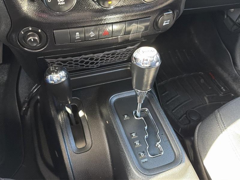 Jeep Wrangler Unlimited Sport 4WD 2015