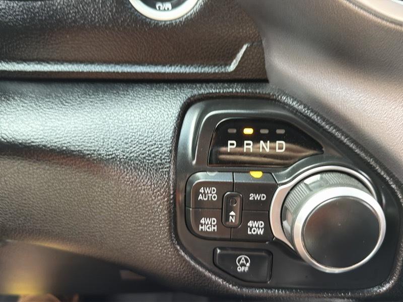 RAM 1500 Big Horn Crew Cab SWB 4WD 2019