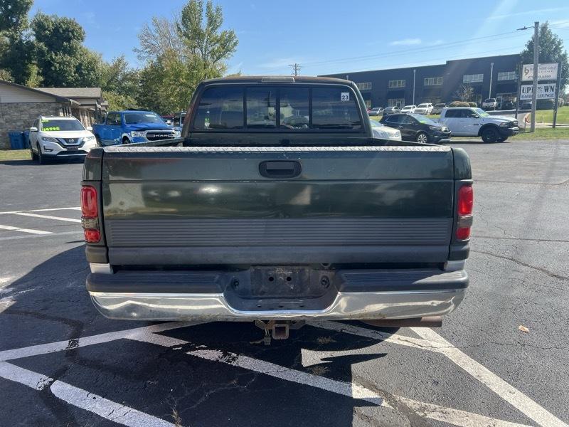 Dodge Ram 1500 ST Club Cab 6.5-ft. Bed 2WD 1997