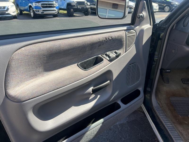 Dodge Ram 1500 ST Club Cab 6.5-ft. Bed 2WD 1997