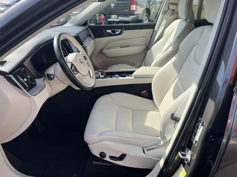 Volvo XC60 B5 Plus Bright 2023