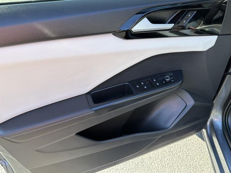 Volkswagen Taos S 4MOTION 2025