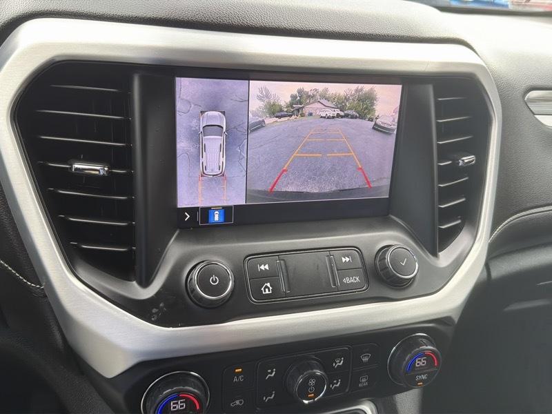 GMC Acadia SLT 2020