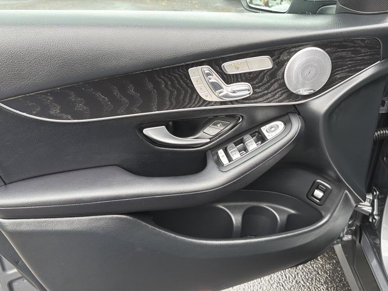 Mercedes-Benz GLC-Class GLC300 4MATIC 2018